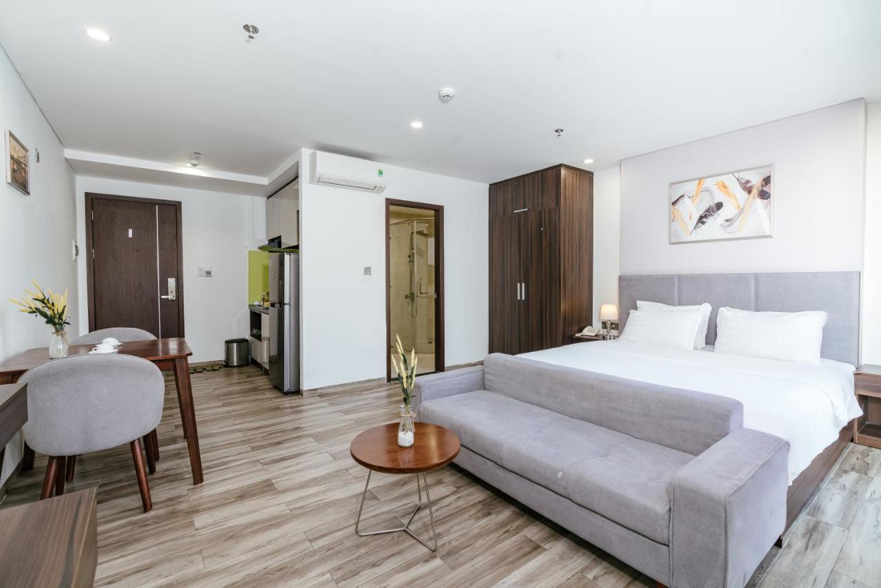 Sweden Hotel And Apartment Дананг Екстер'єр фото